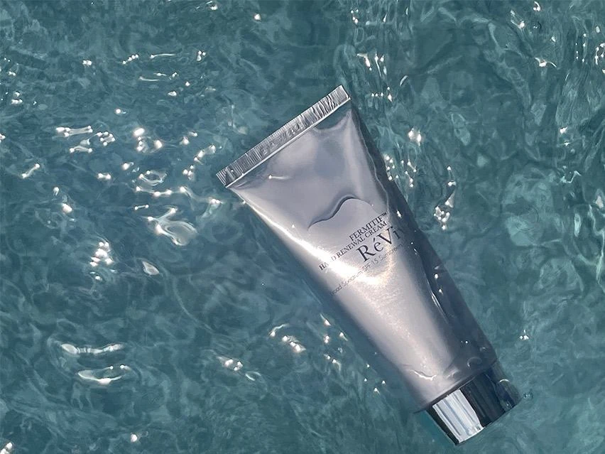 RéVive Skincare Fermitif Hand Renewal Cream Broad Spectrum SPF 15 3 RéVive Skincare Fermitif Hand Renewal Cream Broad Spectrum SPF 15 - Image 3