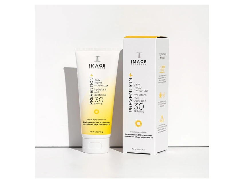 IMAGE Skincare PREVENTION+® Daily Matte Moisturizer SPF 30 2 IMAGE Skincare PREVENTION+® Daily Matte Moisturizer SPF 30 - Image 2